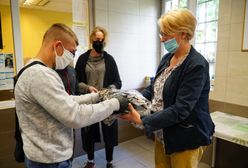 Maseczki już niedługo niepotrzebne? Wiceminister zdrowia ujawnia plany resortu