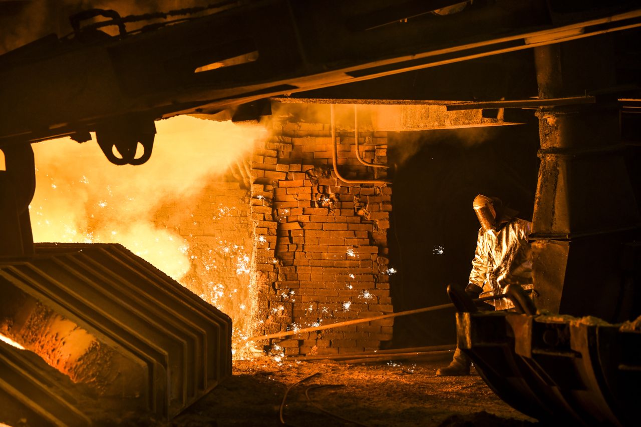 Rosyjski gigant traci blisko piątą część produkcji. Sankcje tłamszą przemysł