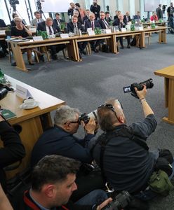 Prof. Nałęcz o "zapasach w błocie". "W tej konkurencji komisja nie wygra"