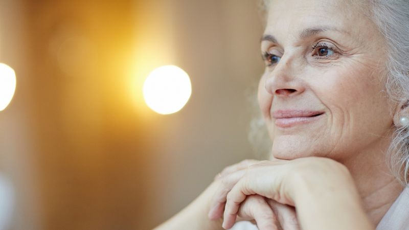 Jak opóźnić proces siwienia włosów? (WIDEO) 