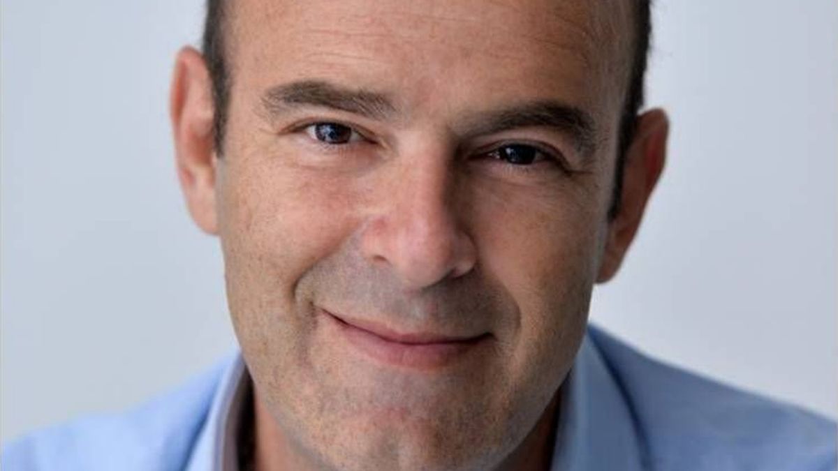 "Ludzie płacą po tysiąc dolarów nie za sprzęt, a za markę" - mówi nam szef Motoroli w Europie 1