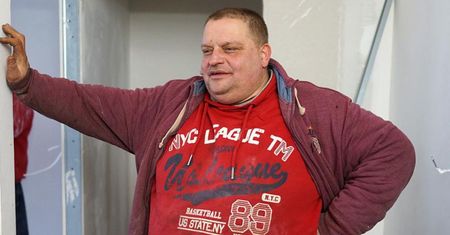 Nie żyje od 5 lat. Syn pokazał grób "Krzykacza" ze "Złomowiska"