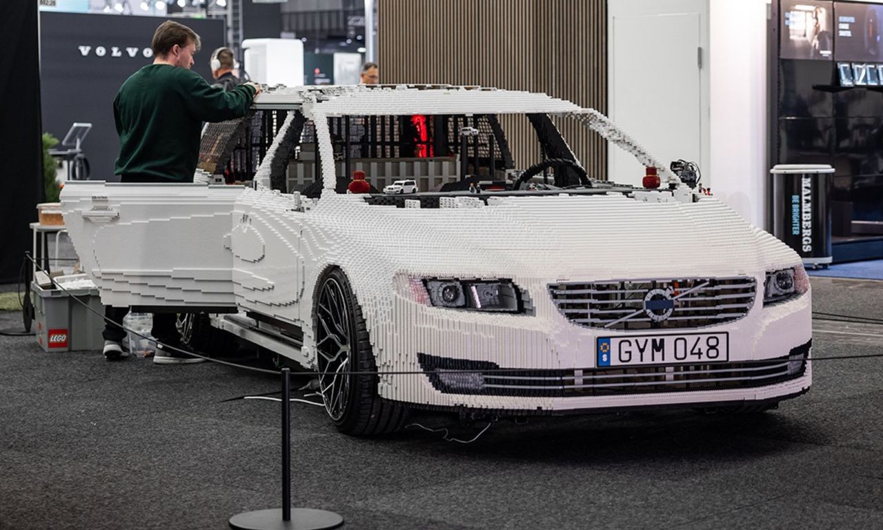 The Volvo V70 made from 400 thousand Lego bricks looks great, and it even drives!