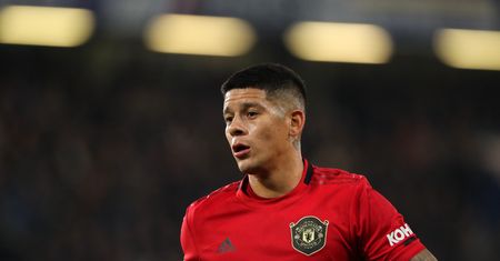 Marcos Rojo zlekceważył obostrzenia. Imprezował, grał w karty i palił papierosy