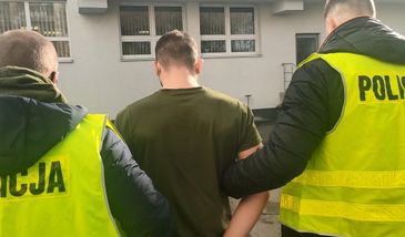Chełmża. Uwięzili i dręczyli mężczyznę. Czterech podejrzanych trafiło do aresztu