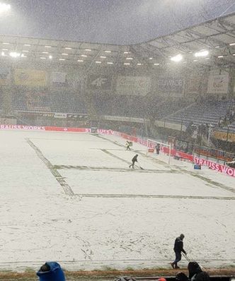 Zima zaskoczyła ligowców. Drugi mecz Ekstraklasy odwołany