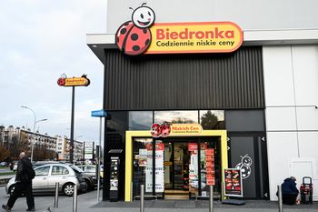Druga karma dla psa za 1,00 zł. Promocje w Biedronce do 26 września