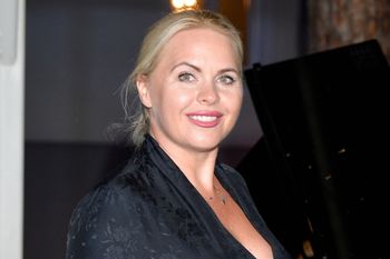 Jest mężatką od 26 lat. Mało kto wie, z kim jest związana