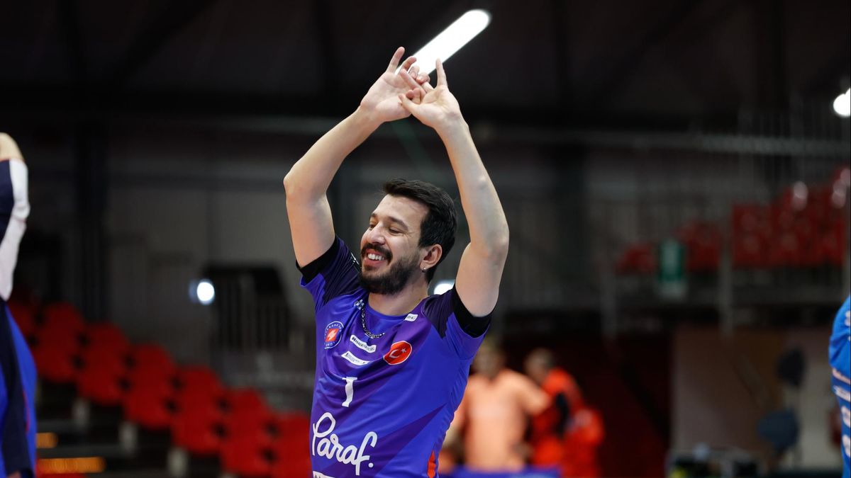 Materiały prasowe / CEV / Aslan Eksi w barwach Halkbanku Ankara