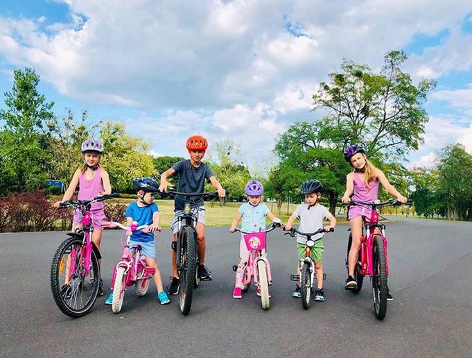Izabella Łukomska-Pyżalska stara się zaszczepić w dzieciach miłość do sportu