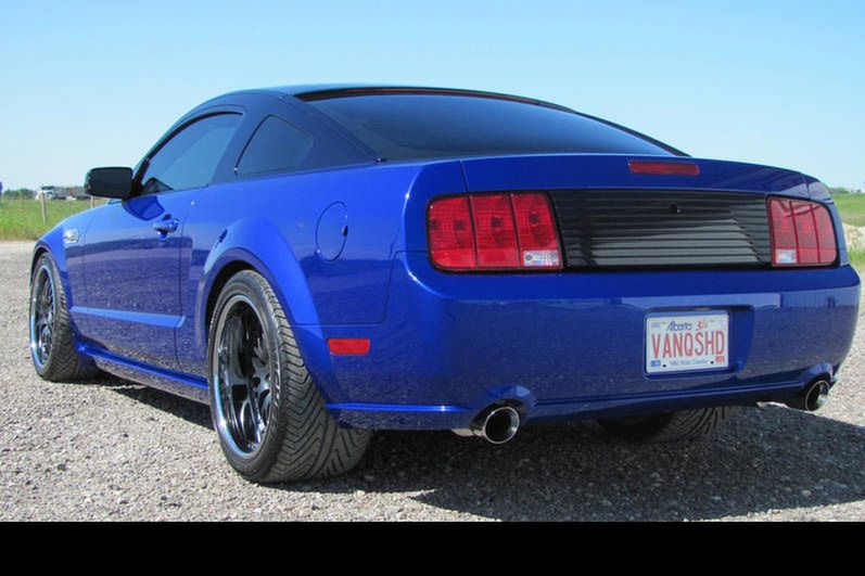 Ford Mustang z silnikiem Aston Martina