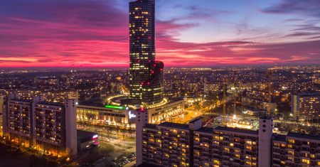 Janusz Krzeszowski o fotografii miejskiej: "Mentalnie twardo stąpam po ziemi"