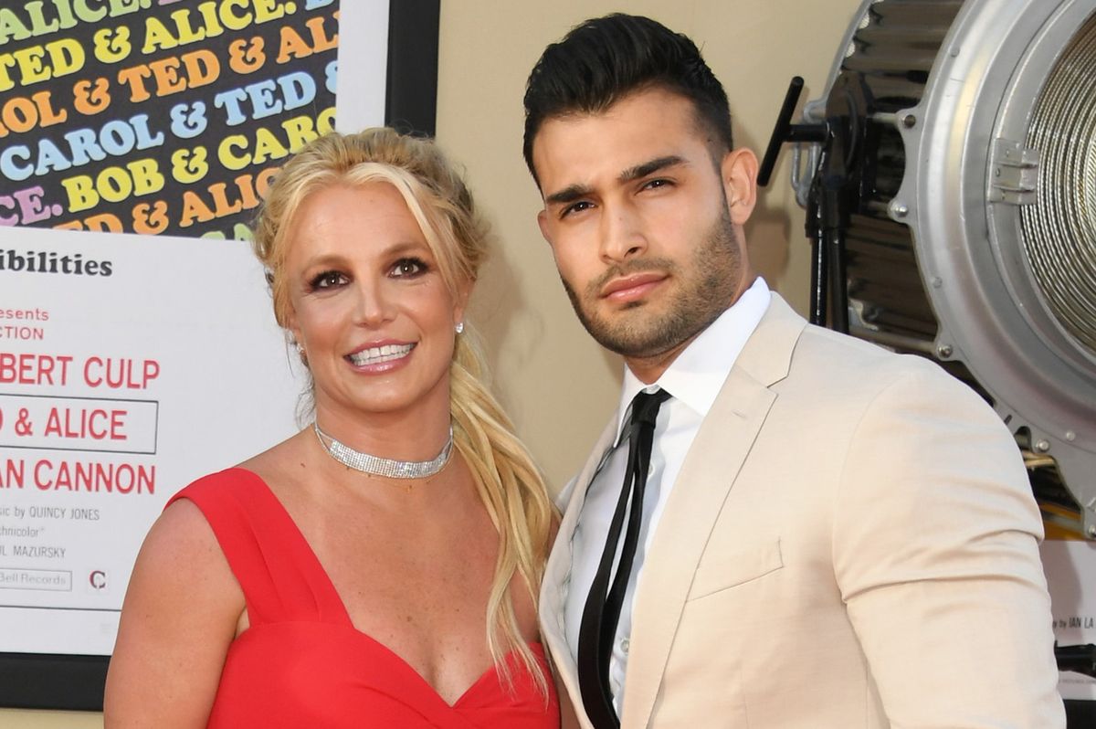 Mąż Britney Spears przyłapany przez paparazzi 