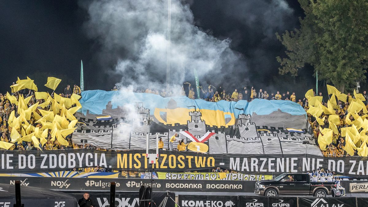 Zdjęcie okładkowe artykułu: WP SportoweFakty / Michał Chęć / Na zdjęciu: Kibice Motoru Lublin.