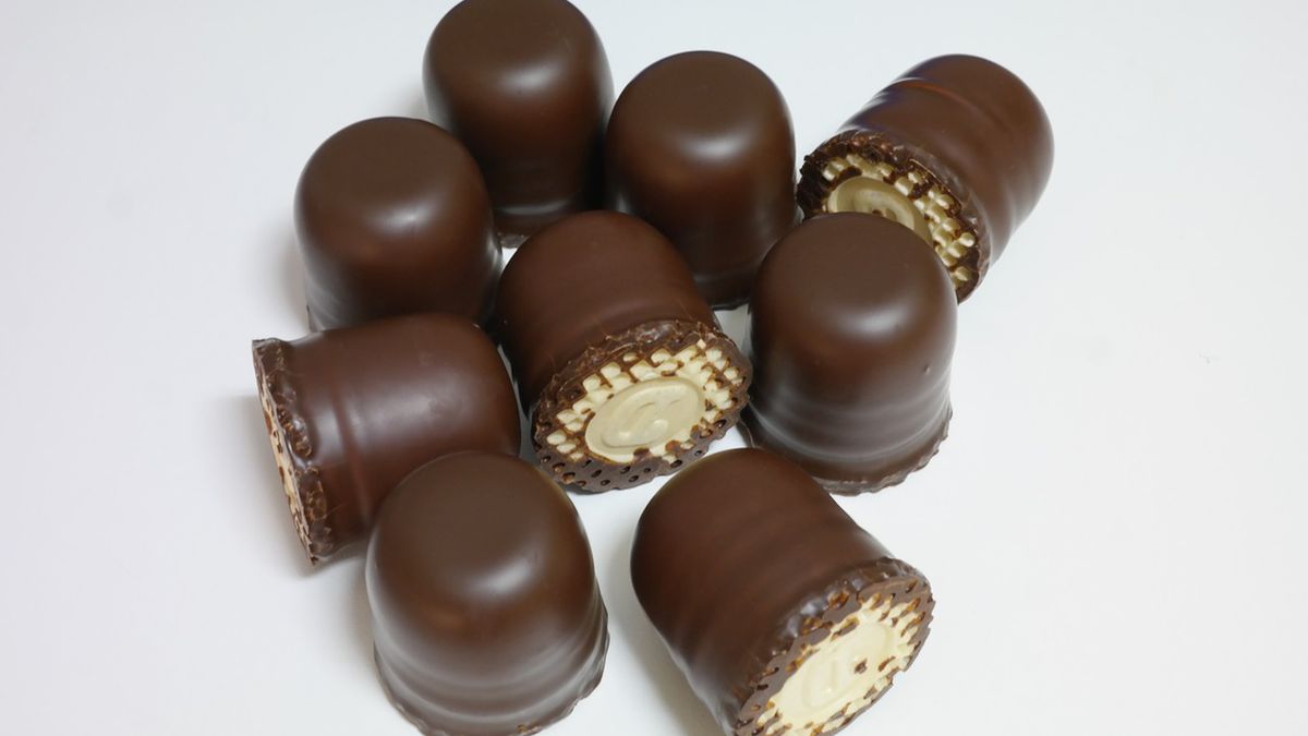 Pianki w czekoladzie z orzechami