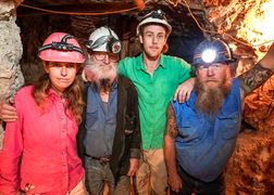 Discovery Channel HD Łowcy opali 8