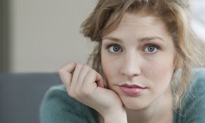 Chorobę brano za problem psychiczny. Kobiety dłużej czekały na diagnozę
