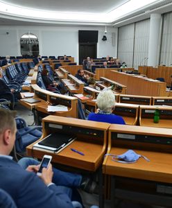 Senat zmienia porządek obrad. Chce przyjąć uchwałę wzywającą do przestrzegania równości obywateli wobec prawa