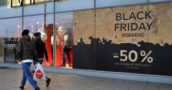 Black Friday 2025. Polowanie na okazje czy na nas? Takie sztuczki stosują teraz handlowcy