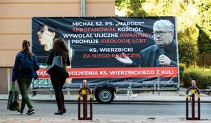Margot. Ksiądz poręczył za aktywistkę LGBT, teraz komentuje wymierzony w niego baner