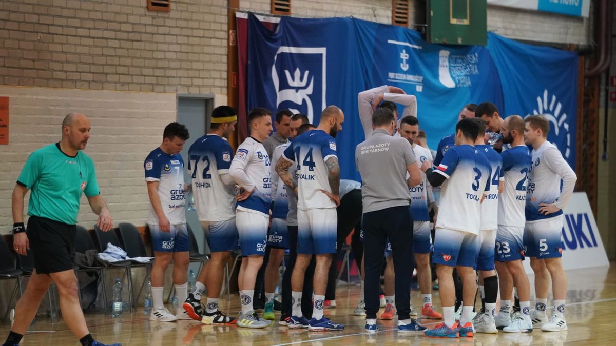 WP SportoweFakty / Kuba Hajduk / Na zdjęciu: drużyna Grupy Azoty Tarnów