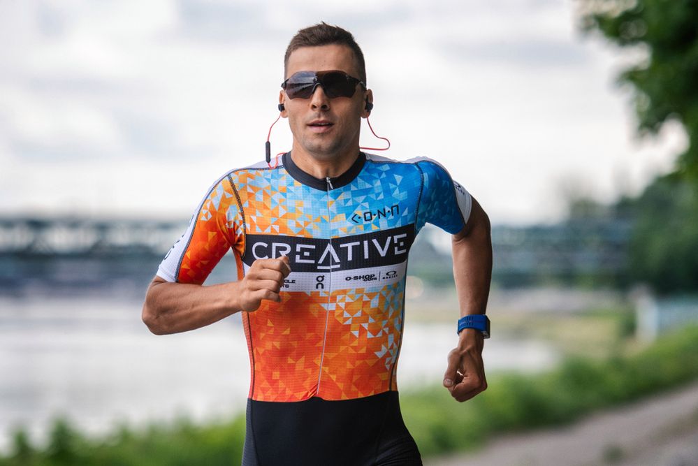 Creative wspiera polski triathlon, pomaga w treningach Ewie Komander