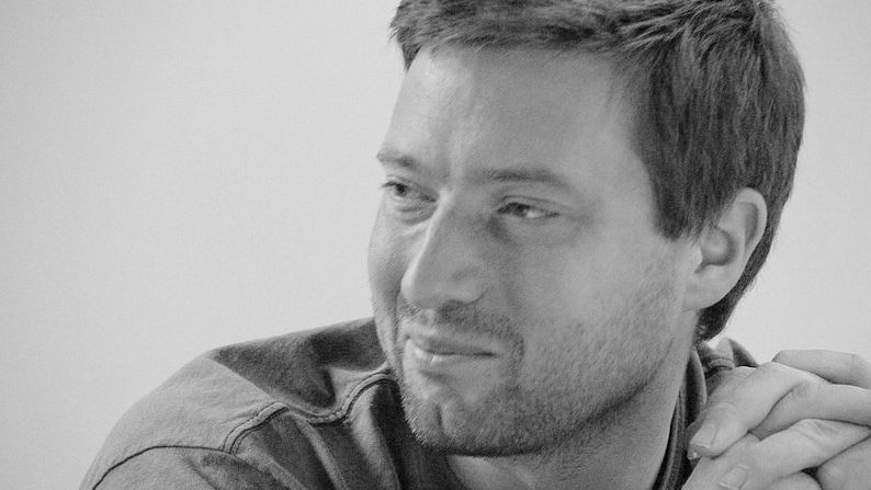 Chcesz korzystać z Kubuntu? Musisz uścisnąć tego pana