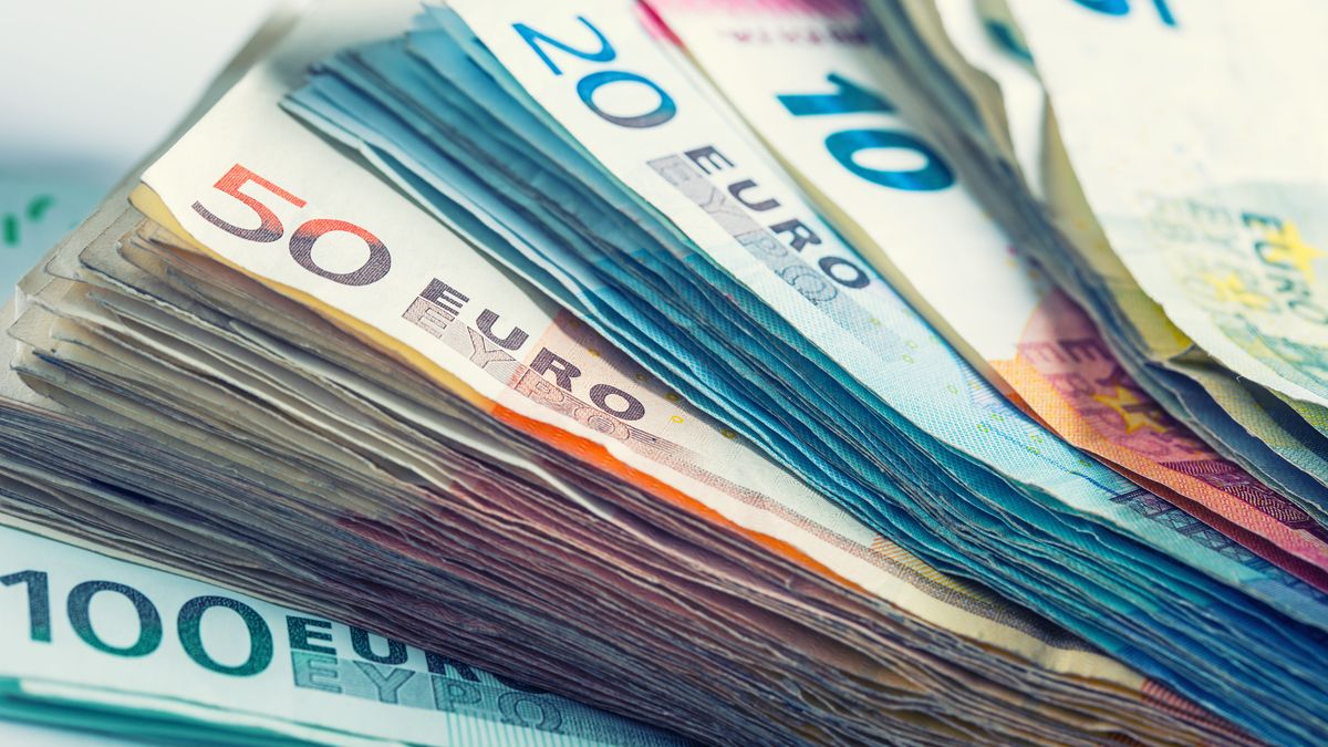 all, background, bank, banking, banknote, bill, business, buy, cash, close, closeup, coin, color, concept, currency, economic, economy, euro, europe, european, exchange, fifty, finance, financial, hundred, investment, isometric, macro, market, metal, money, note, paper, pay, payment, pile, price, savings, shopping, stacked, stock, success, symbol, union, up, wealth, white, value