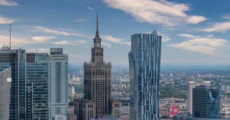 Nowy płynący do Polski kapitał szuka okazji. I celuje w tańsze aktywa