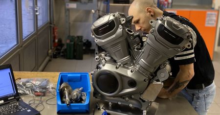 Najlepszy mechanik w tej części świata. Pracuje w Gdańsku