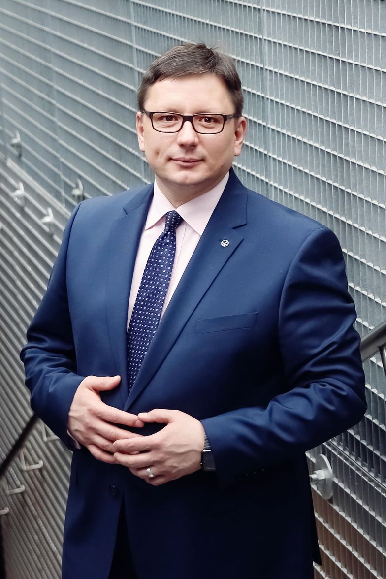 Rafał Milczarski jest prezesem LOT. To on musi znaleźć sposób na ugaszenie pożaru w spółce