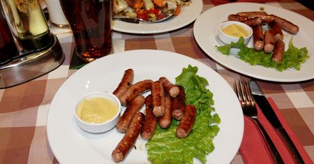 Piwna kiełbasa wieprzowo-wołowa