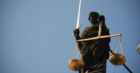 Sztuczna inteligencja nie zastąpi prawnika, ale mu pomoże i obniży koszty