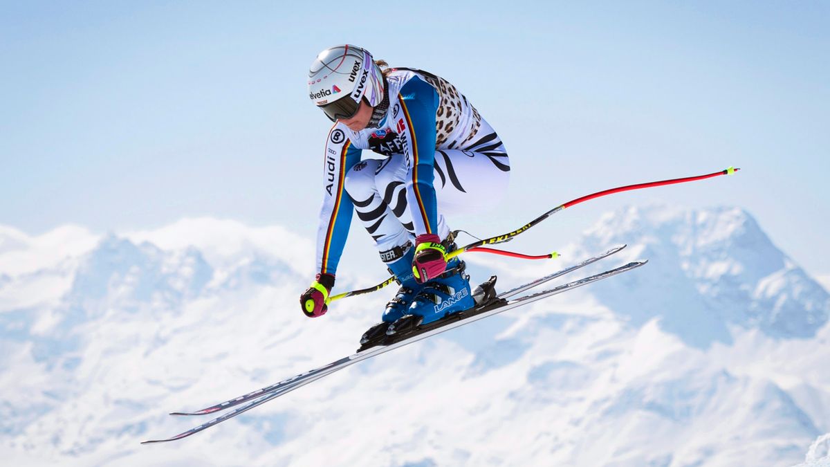 Zdjęcie okładkowe artykułu: PAP/EPA / PAP/EPA/GIAN EHRENZELLER / Na zdjęciu: Viktoria Rebensburg - mistrzyni olimpijska w slalomie gigancie z 2010 roku