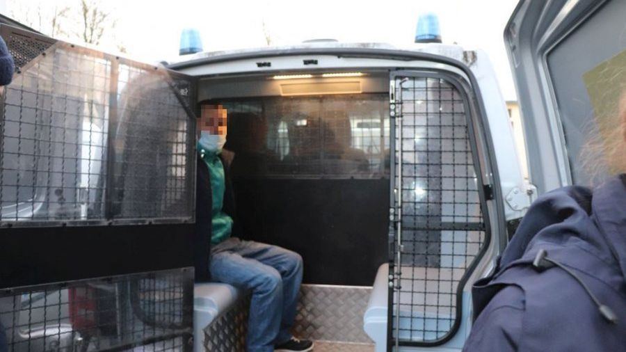 Oleśnica. Rzucił się z nożem na własnego ojca. To nie jego pierwszy konflikt z prawem