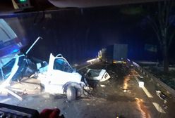 Koszmarny wypadek koło Mszczonowa. Zdjęcie strażaków przeraża