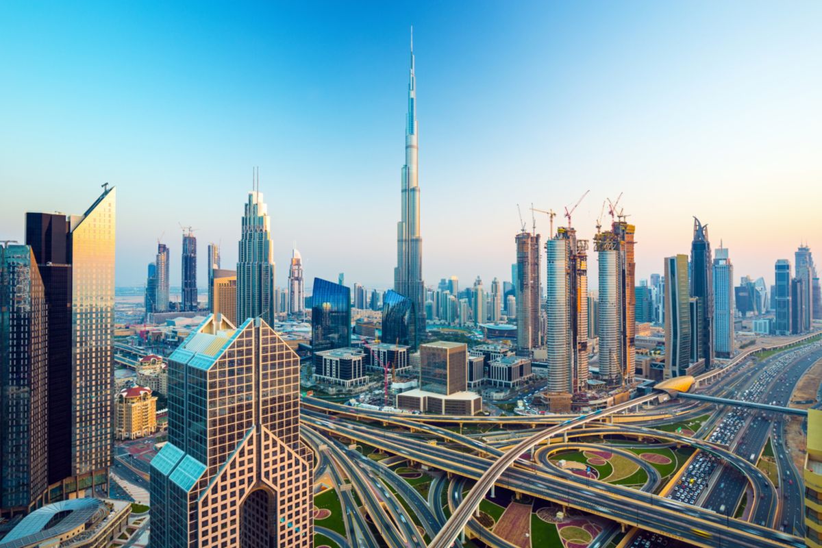 Nowe wizy do Zjednoczonych Emiratów Arabskich. Zmiany dotyczą także Polaków