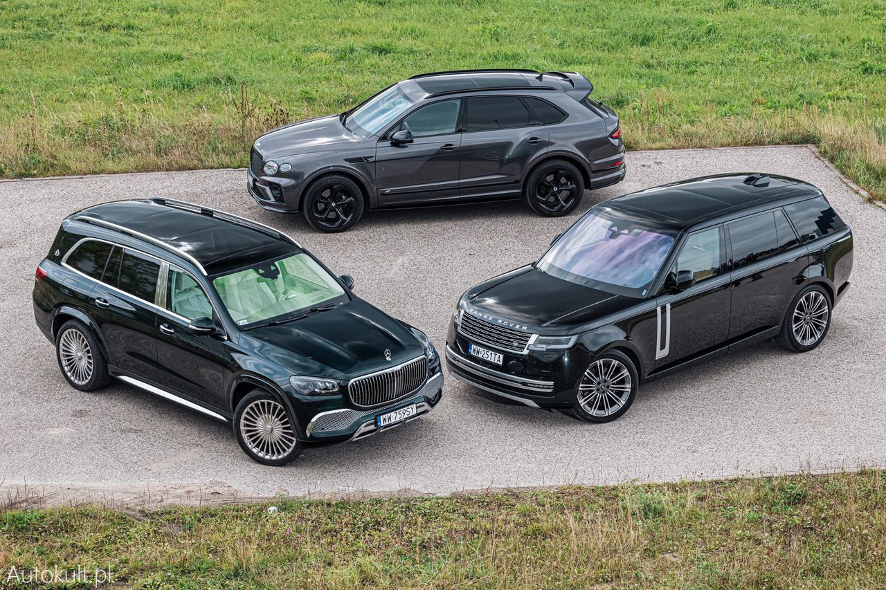 Range Rover (2022) vs Bentley Bentayga S (2022) vs Mercedes-Maybach GLS 600 (2022)