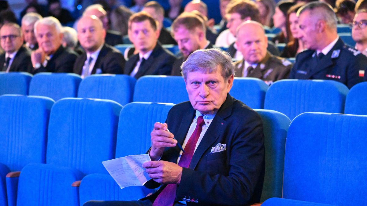 Leszek Balcerowicz
Marcin Bielecki
2024/2025, 40, 40., edukacja, inauguracja, jubileusz, nowy rok adademicki, pocz�tek, rok akademicki, uczelnia, uczelnia wy�sza, uniwersytet, Uniwersytetu Szczeci�skiego, US, rozpocz�cie