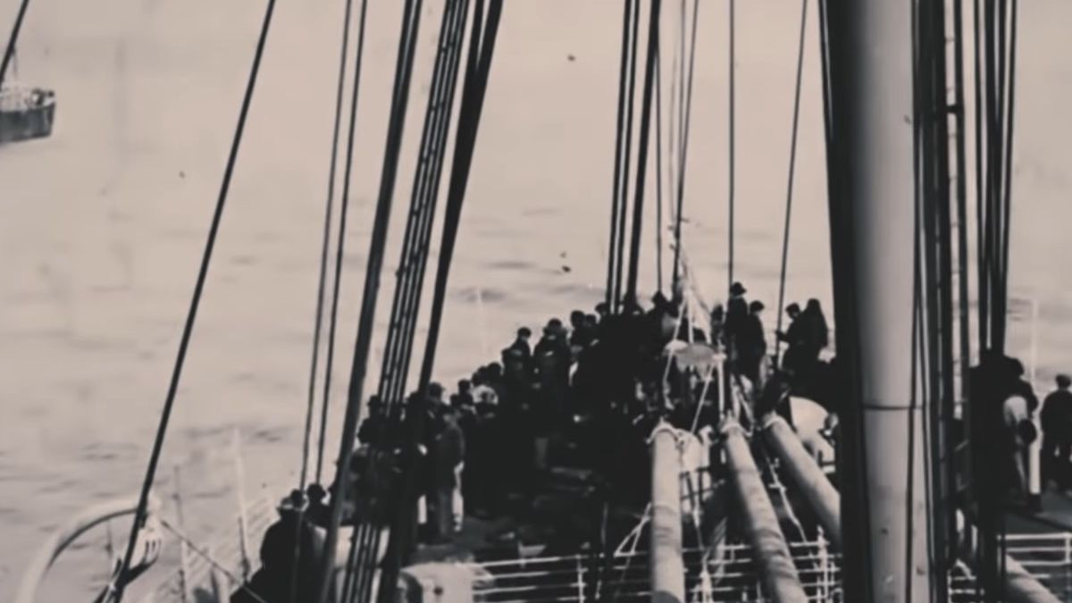 Zdjęcie okładkowe artykułu: YouTube / Na zdjęciu: statek z polskimi emigrantami płynący do Brazylii