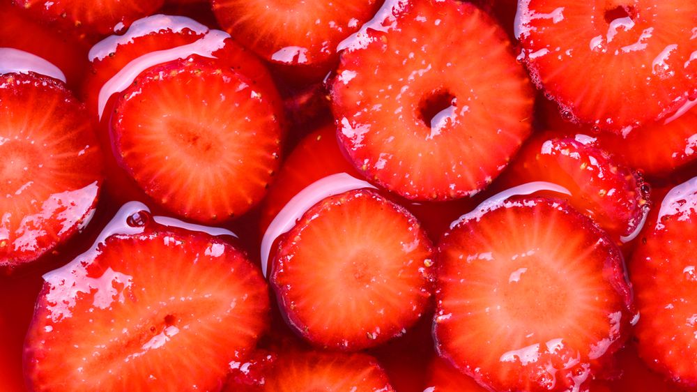 Truskawki w puszce w ciężkim syropie (owoce i płyn)