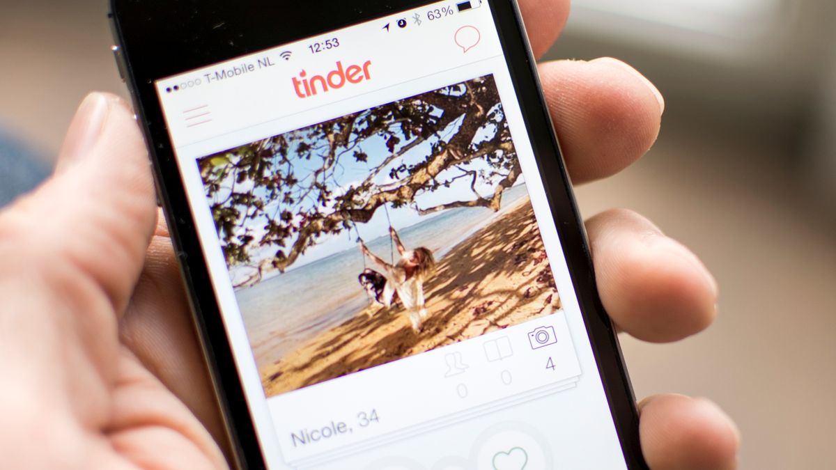 Aplikacja Tinder z depositphotos