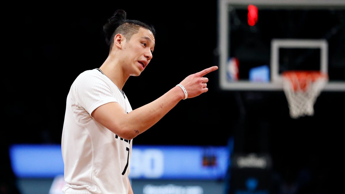 PAP/EPA / JASON SZENES / Na zdjęciu: Jeremy Lin