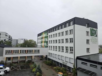 Uczeń zaatakował nauczycielkę. Dyrekcja szkoły zabrała głos