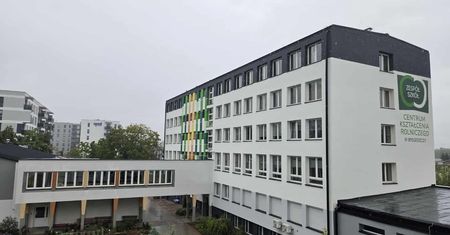 Uczeń zaatakował nauczycielkę. Dyrekcja szkoły zabrała głos