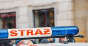 Pożar altany w Iłowej. Z ogniem walczyło pięć zastępów strażaków