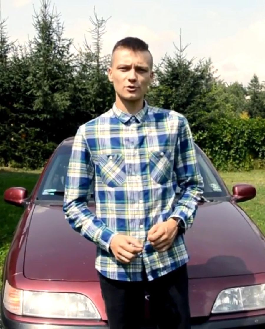 Przemek Pro kupił BMW za pół miliona. Opowiedział o wszystkich s