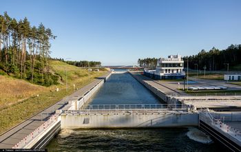 Podsumowali rok na przekopie. Oto ile statków z niego skorzystało