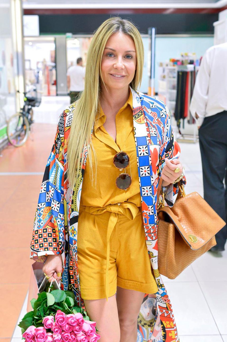 Małgorzata Rozenek na zakupach w Pasażu TESCO przed Dniem Matki 2018