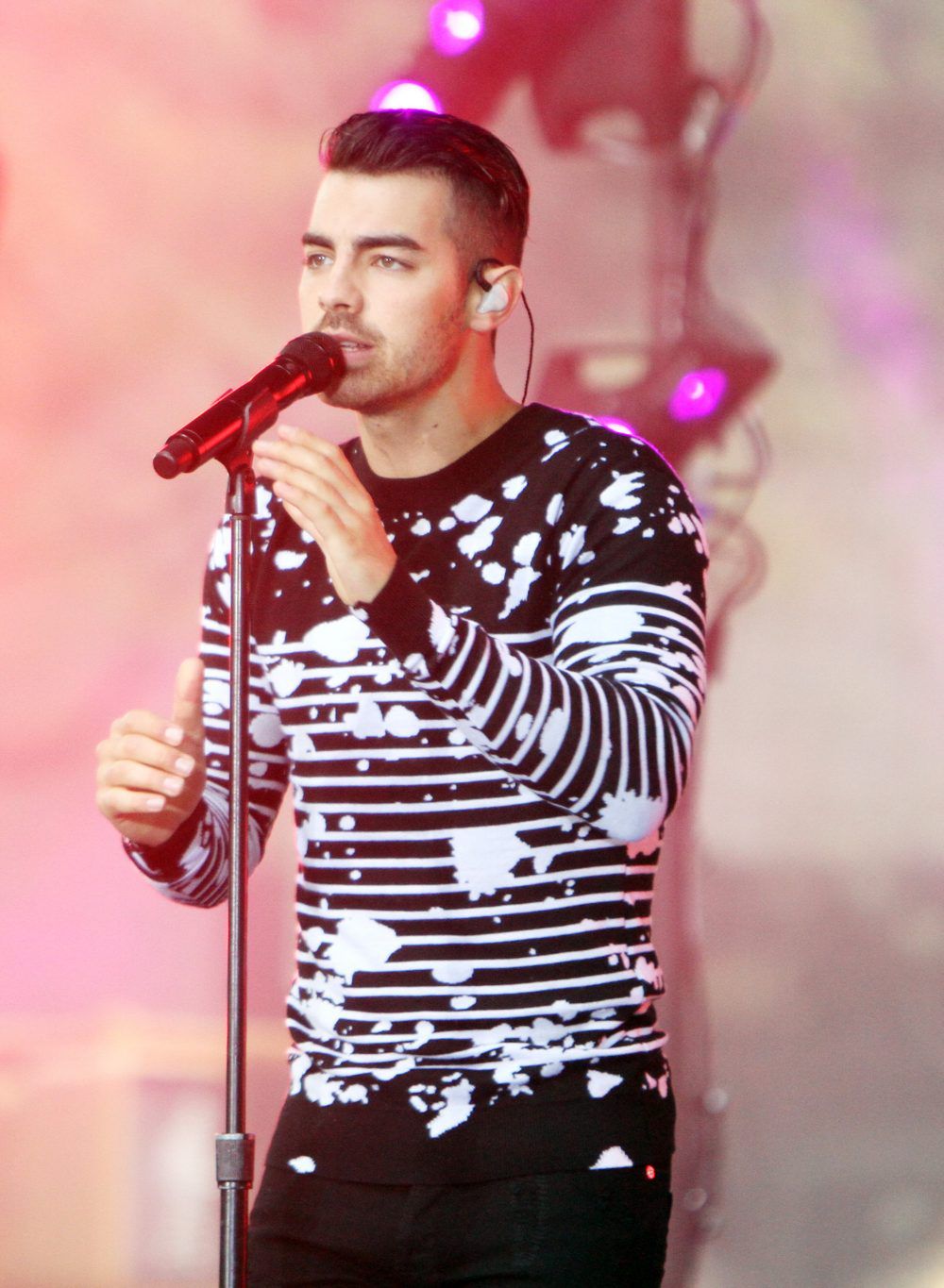 Joe Jonas zaręczył się